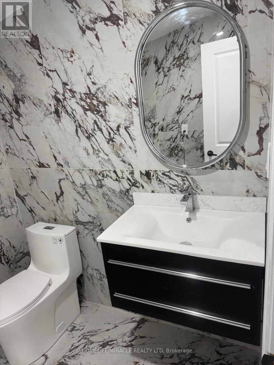 69 Southworth Street, Welland, Ontario  L3B 1Y3 - Photo 35 - X12552250