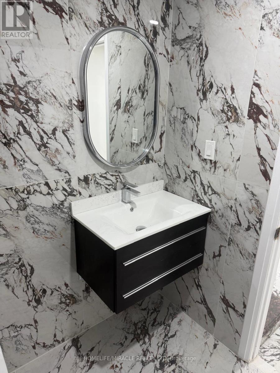 69 Southworth Street, Welland, Ontario  L3B 1Y3 - Photo 45 - X12552250