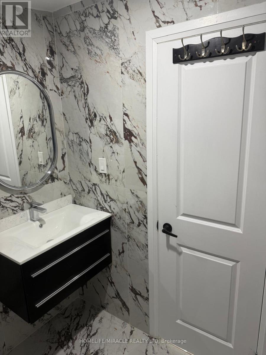 69 Southworth Street, Welland, Ontario  L3B 1Y3 - Photo 34 - X12552250