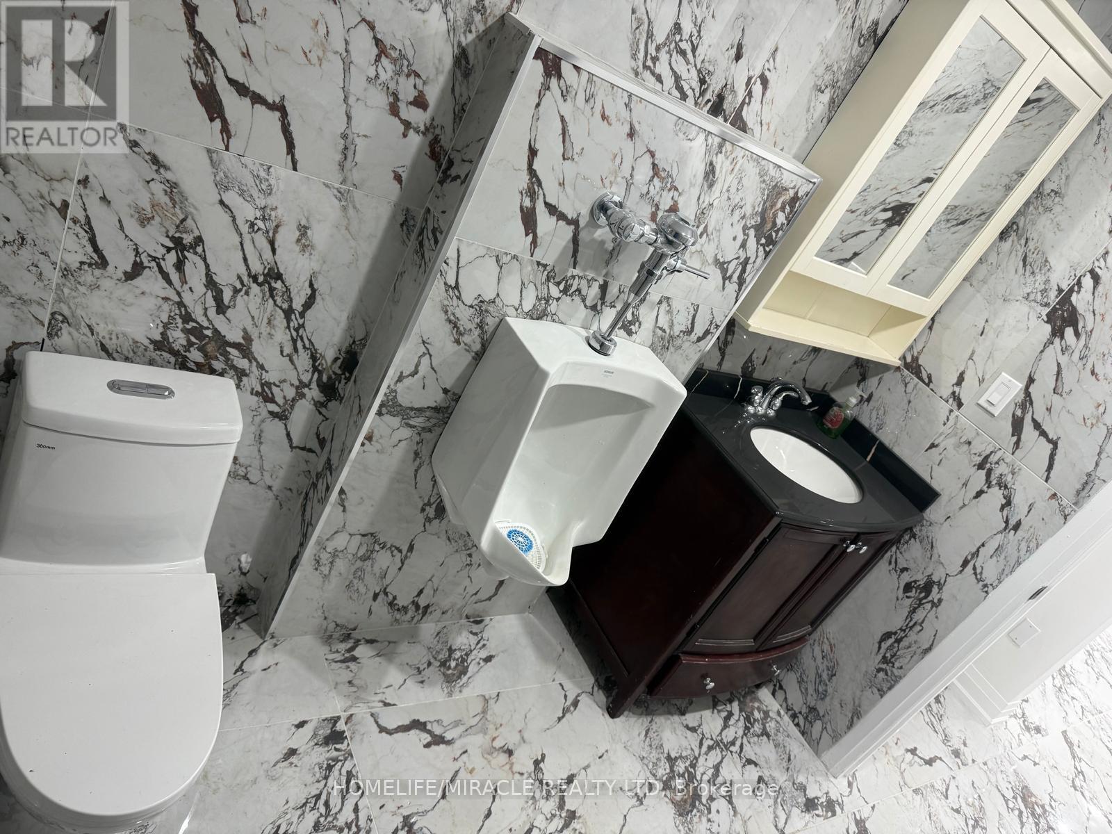 69 Southworth Street, Welland, Ontario  L3B 1Y3 - Photo 48 - X12552250