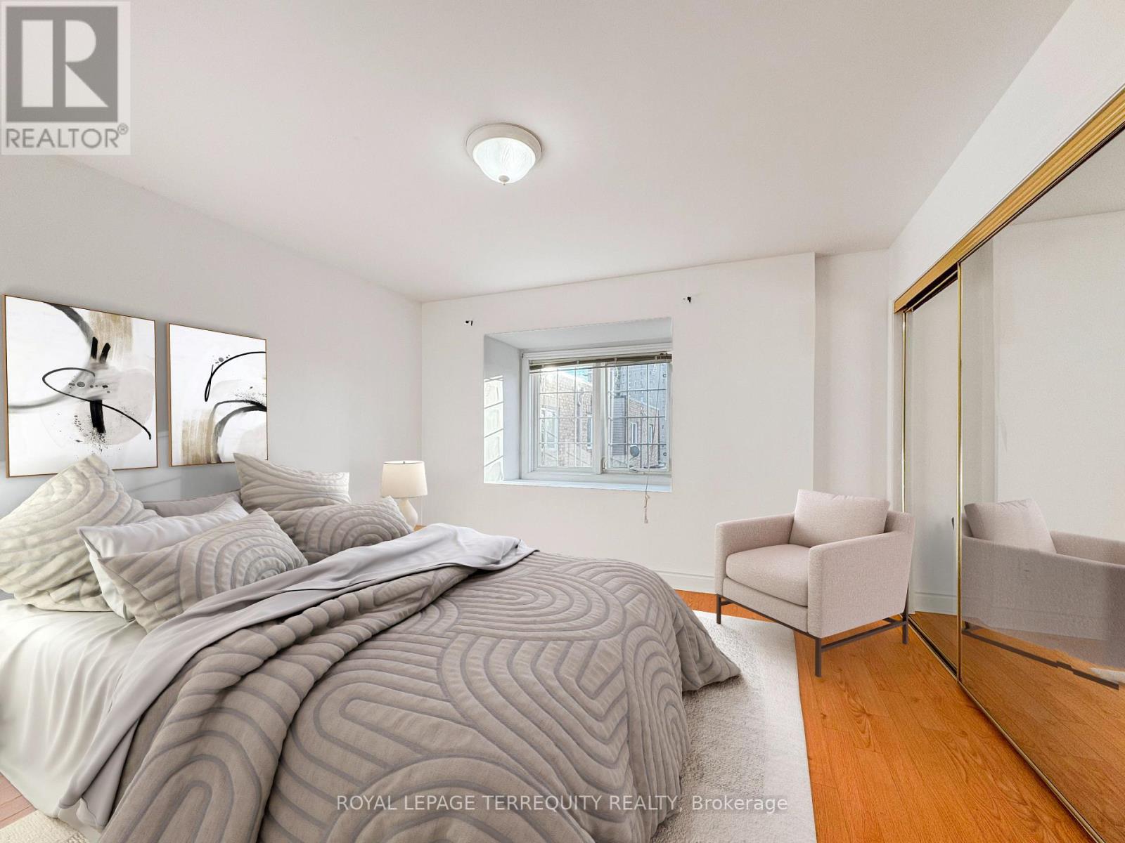 25 Bijou Walk, Toronto, Ontario  M6M 5L7 - Photo 9 - W12560748