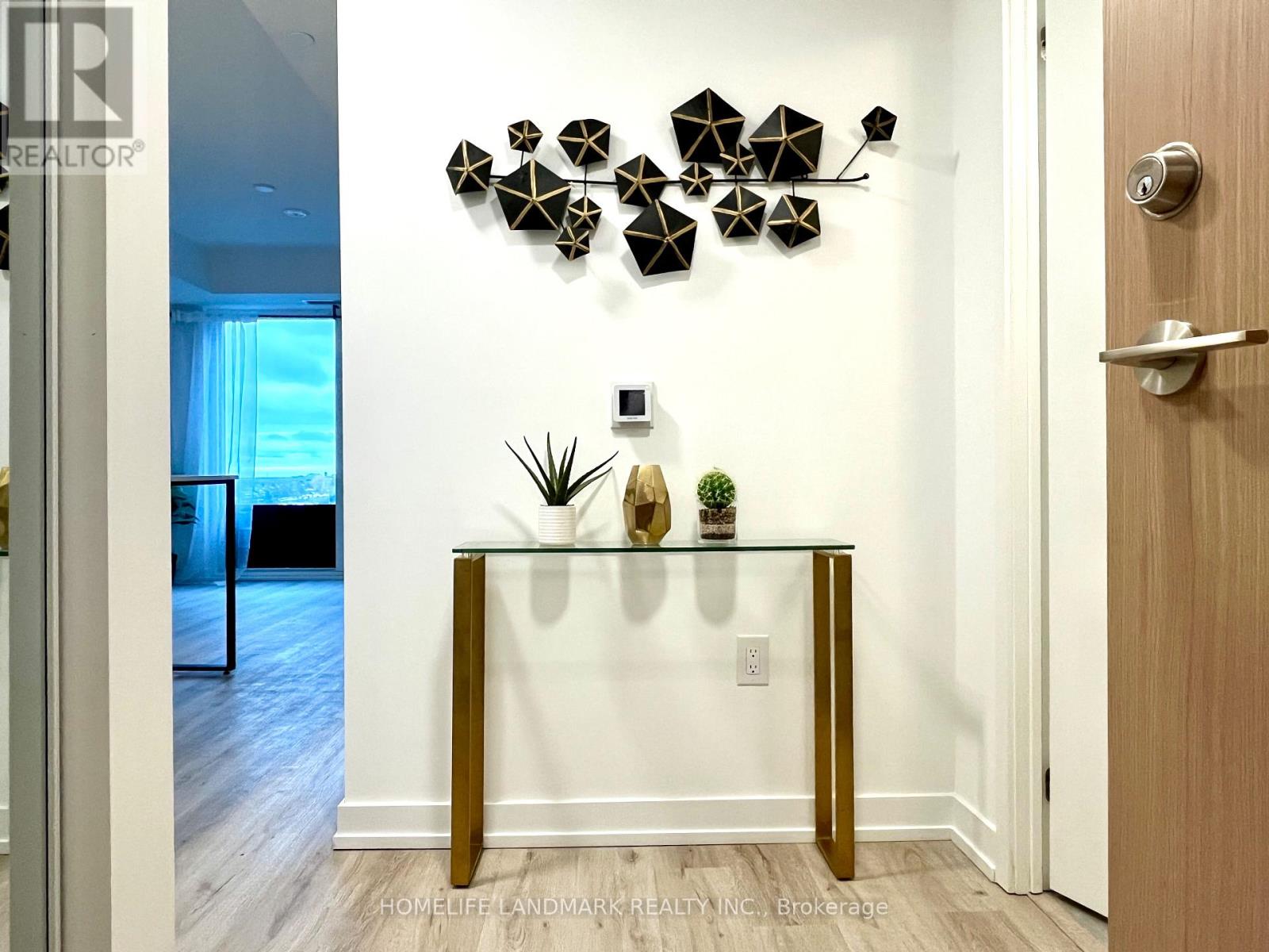 709 - 395 SQUARE ONE DRIVE, Mississauga, Ontario