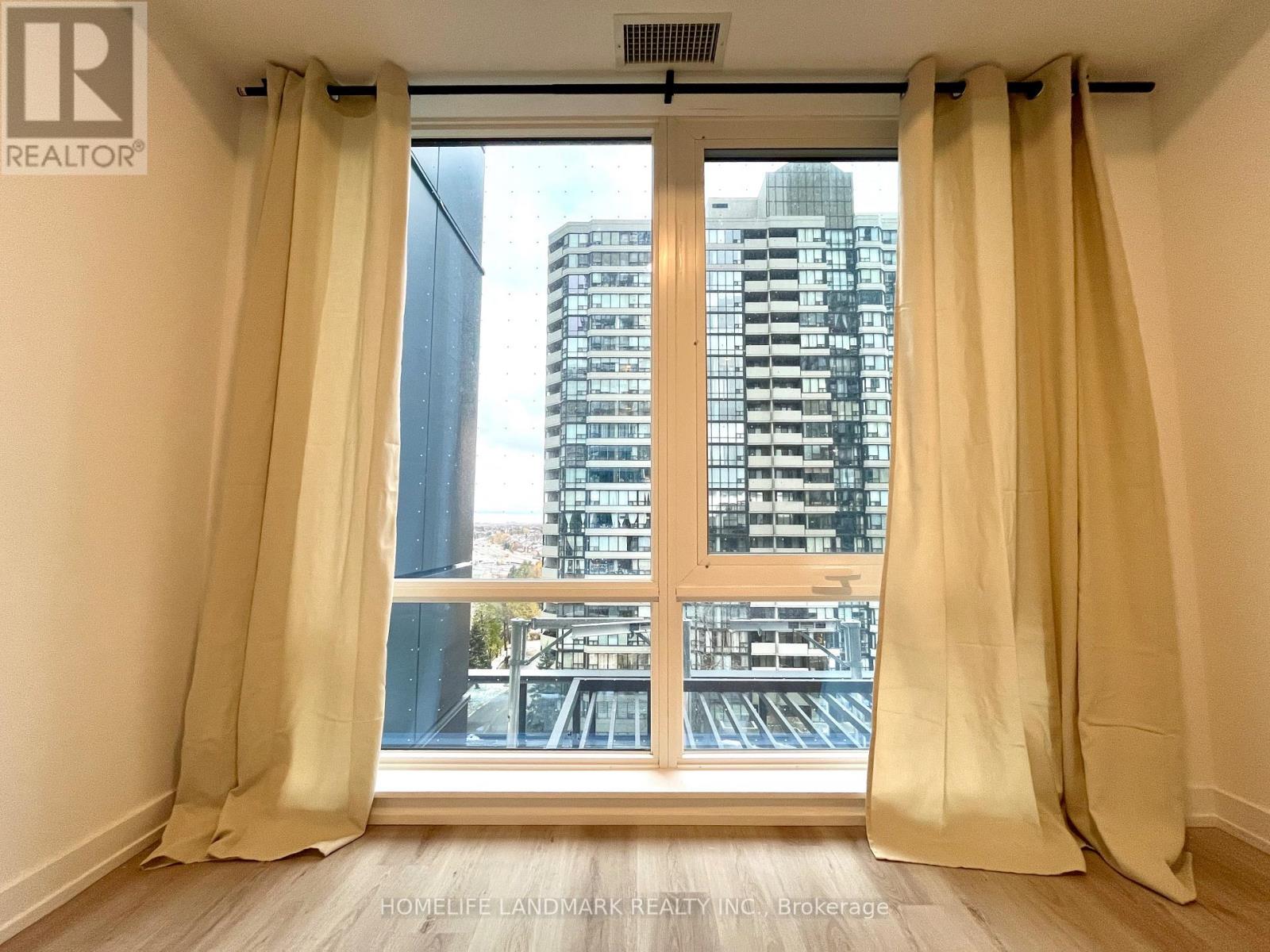 709 - 395 Square One Drive, Mississauga, Ontario  L5B 0P6 - Photo 19 - W12560776