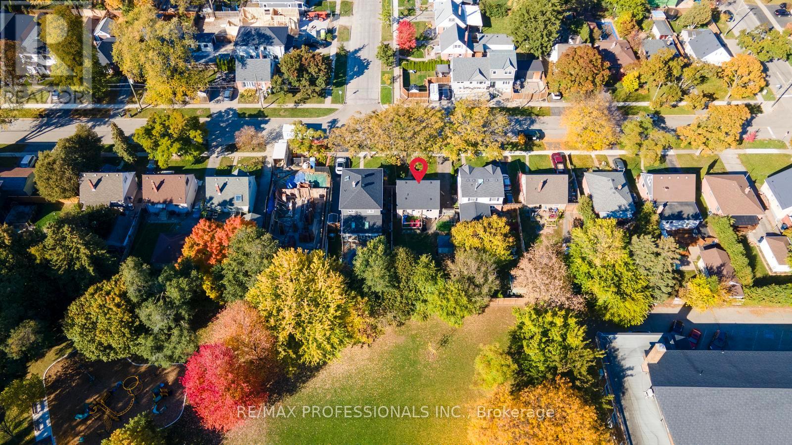 19 Mitcham Drive, Toronto, Ontario M8W 2J6 - Photo 34 - W12560788