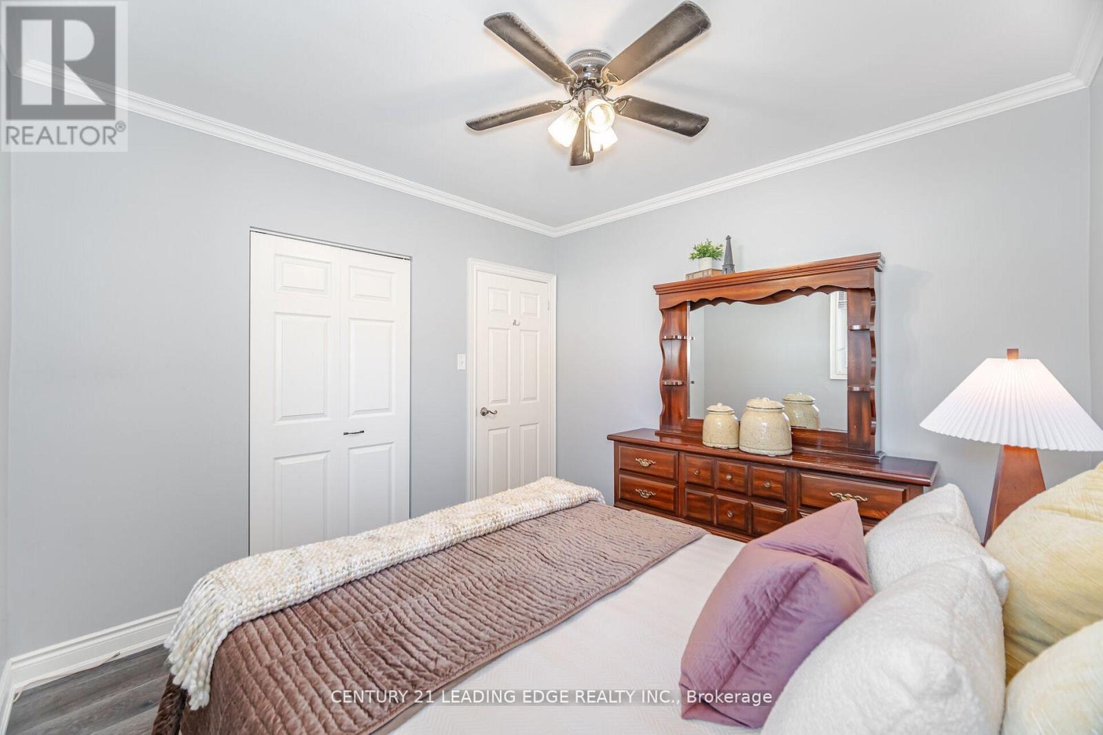 2574 Lundigan Drive, Mississauga, Ontario  L5J 3W1 - Photo 20 - W12560790