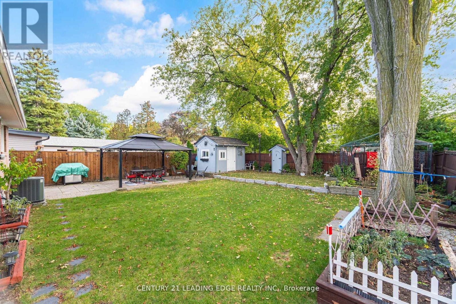 2574 Lundigan Drive, Mississauga, Ontario  L5J 3W1 - Photo 39 - W12560790