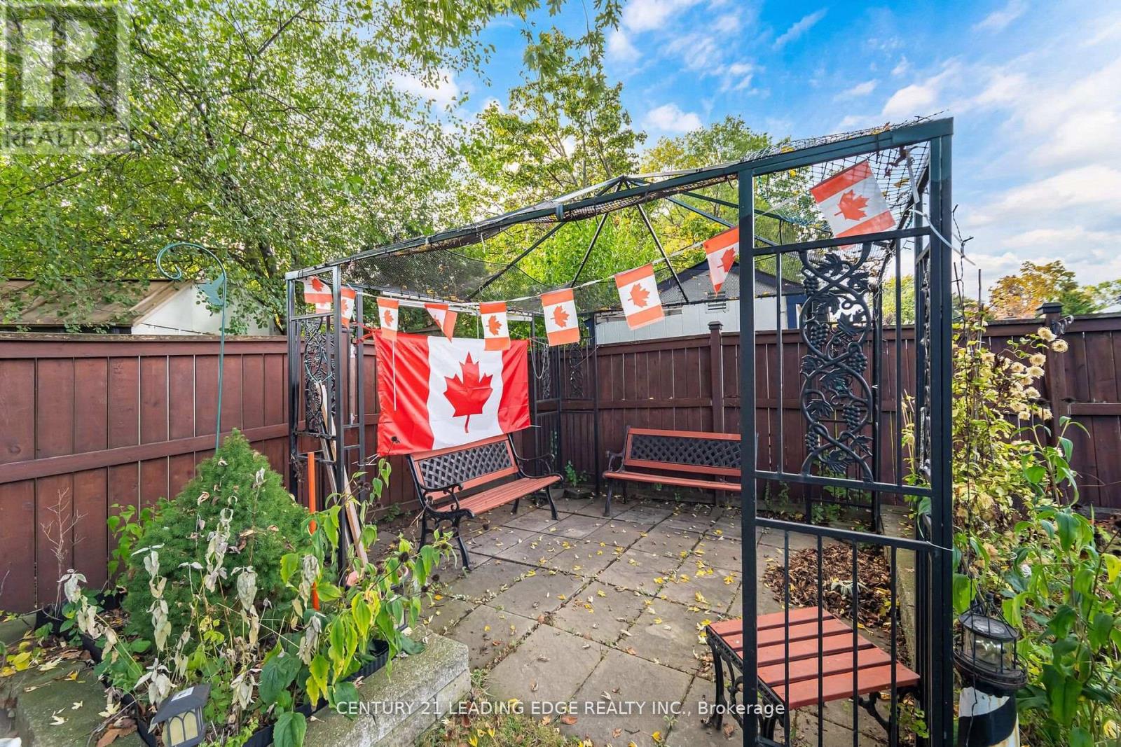 2574 Lundigan Drive, Mississauga, Ontario  L5J 3W1 - Photo 41 - W12560790