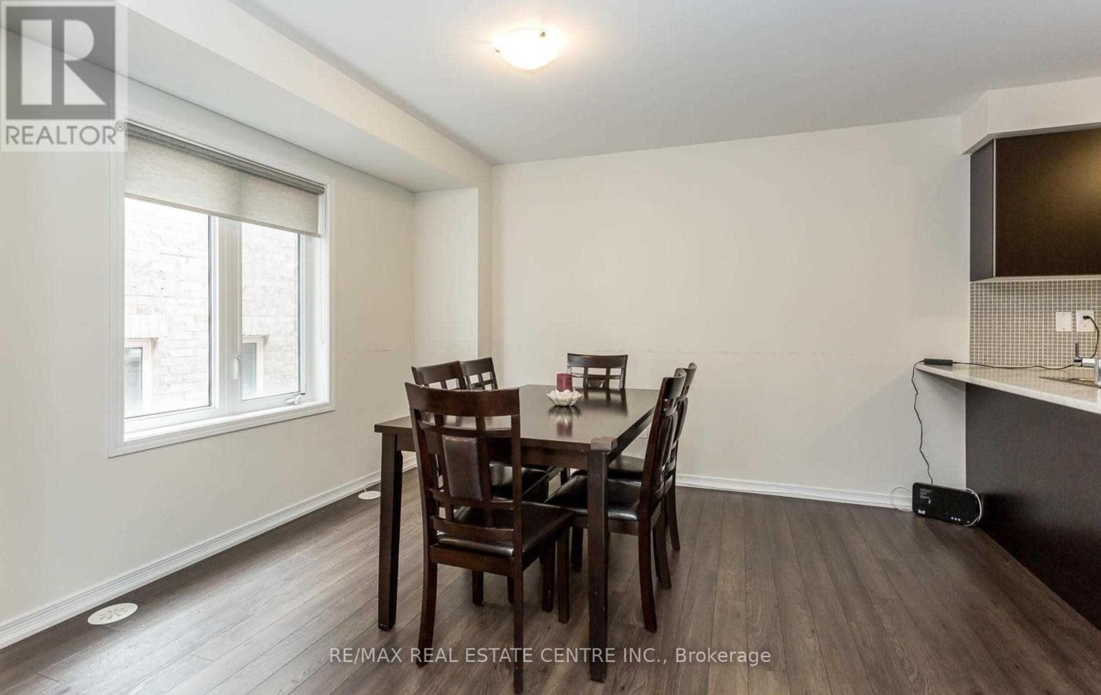 37 Golden Springs Drive, Brampton, Ontario  L7A 0C7 - Photo 10 - W12560792