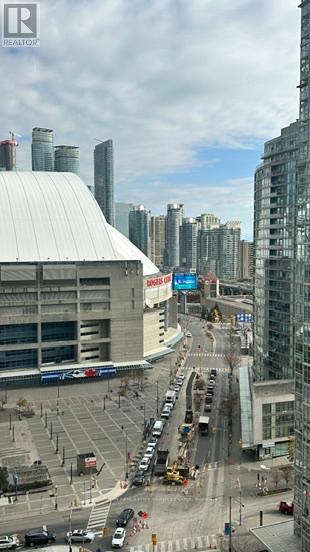 1711 - 3 Concord Cityplace Way, Toronto, Ontario  M5V 0X4 - Photo 13 - C12559230