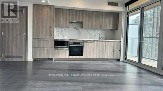 1711 - 3 Concord Cityplace Way, Toronto, Ontario  M5V 0X4 - Photo 16 - C12559230