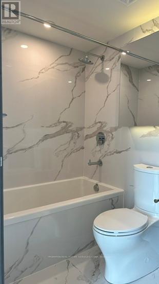 1711 - 3 Concord Cityplace Way, Toronto, Ontario  M5V 0X4 - Photo 25 - C12559230