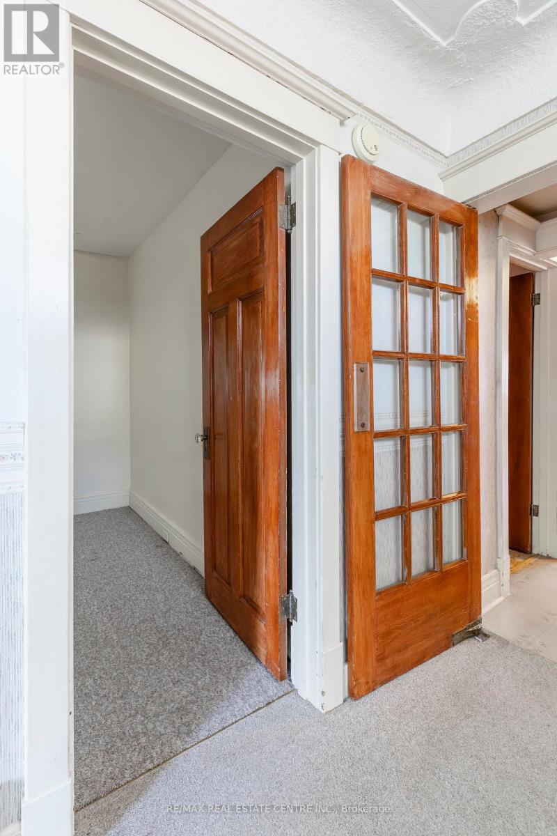 27 Barons Avenue N, Hamilton, Ontario  L8H 5A3 - Photo 13 - X12560736