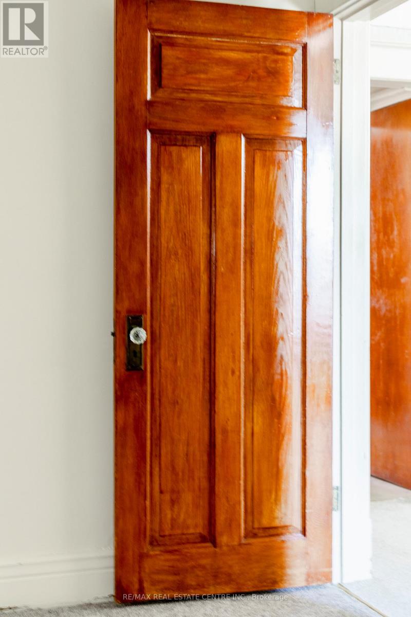 27 Barons Avenue N, Hamilton, Ontario  L8H 5A3 - Photo 14 - X12560736