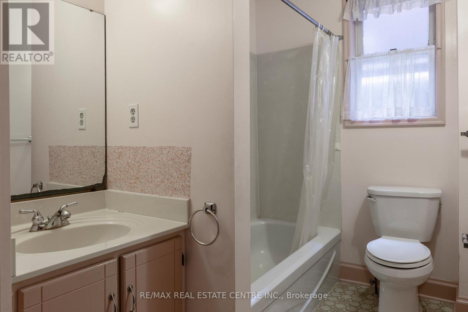 27 Barons Avenue N, Hamilton, Ontario  L8H 5A3 - Photo 24 - X12560736