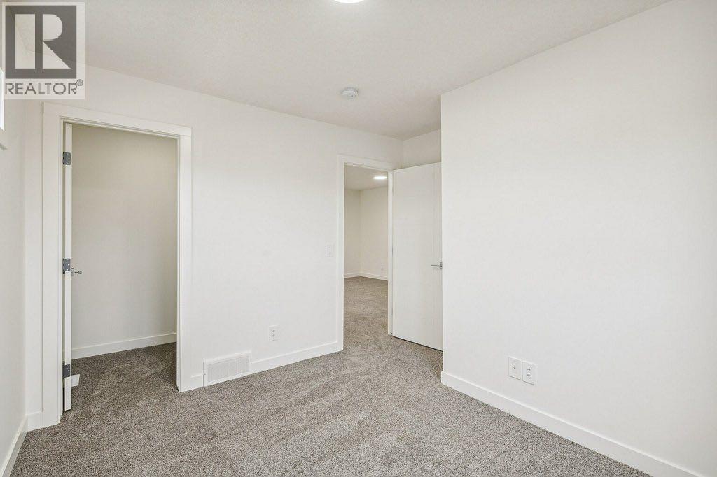 39 Legacy Glen Heights Se, Calgary, Alberta  T2X 5Z6 - Photo 19 - A2254315