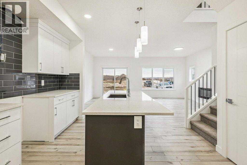 39 Legacy Glen Heights Se, Calgary, Alberta  T2X 5Z6 - Photo 6 - A2254315