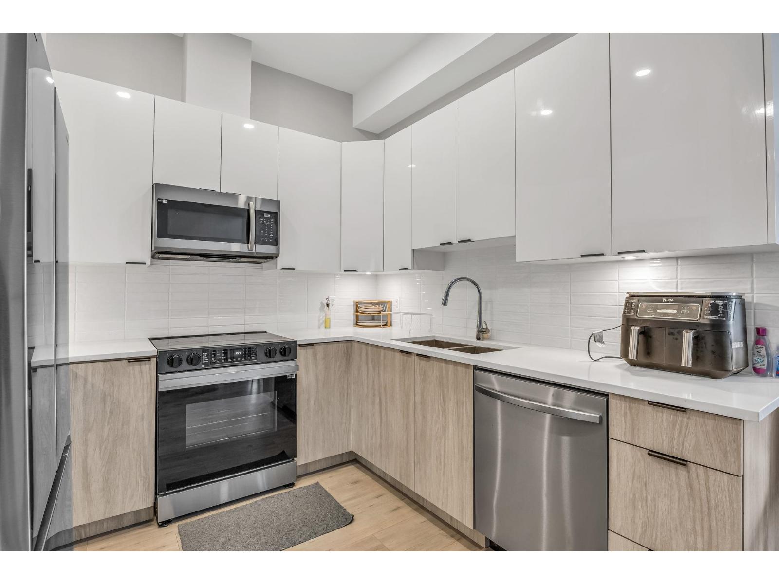 616 20061 Fraser Hwy, Langley, British Columbia V3A 0R4 - Photo 4 - R3063717