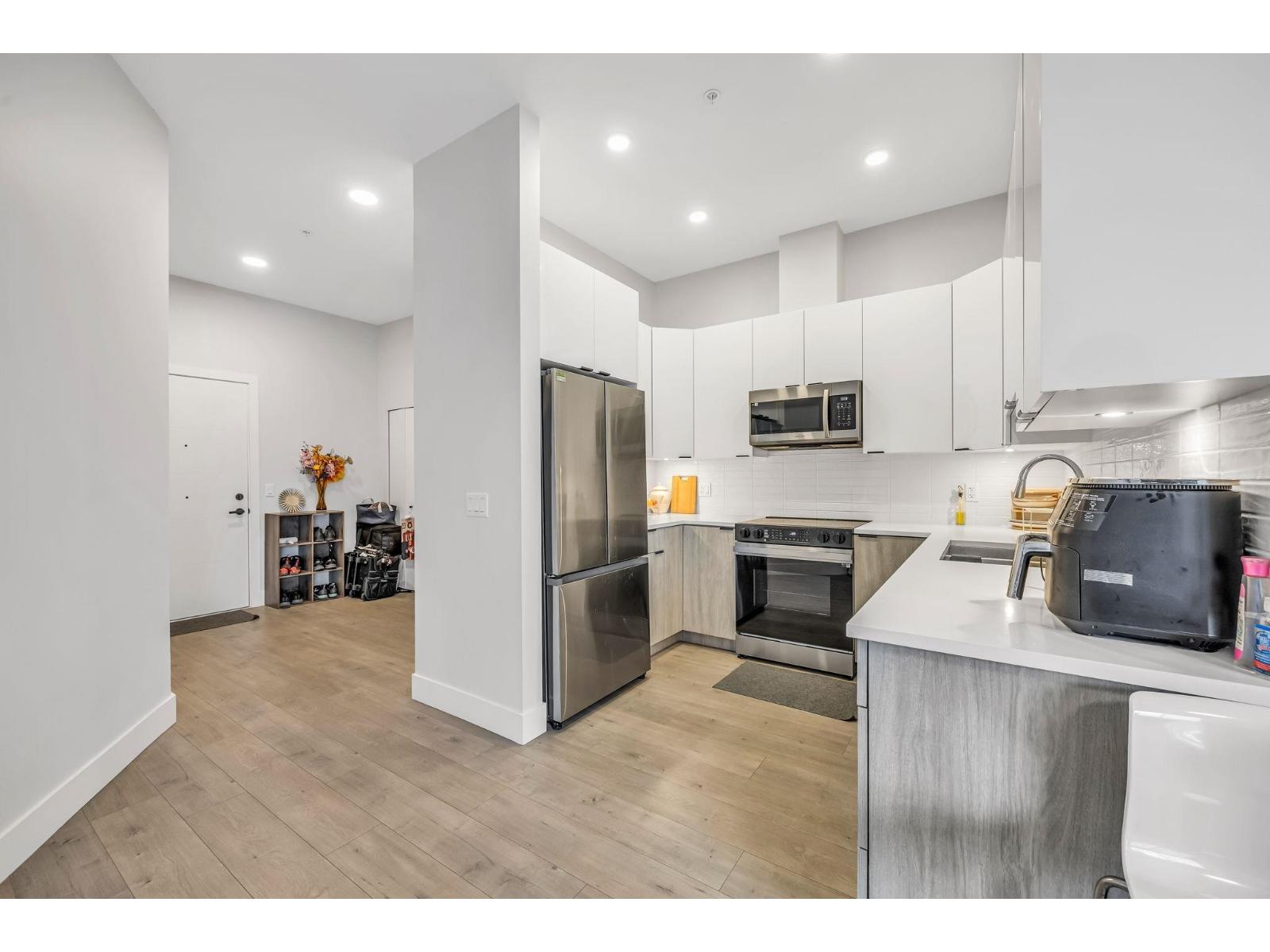 616 20061 Fraser Hwy, Langley, British Columbia V3A 0R4 - Photo 6 - R3063717