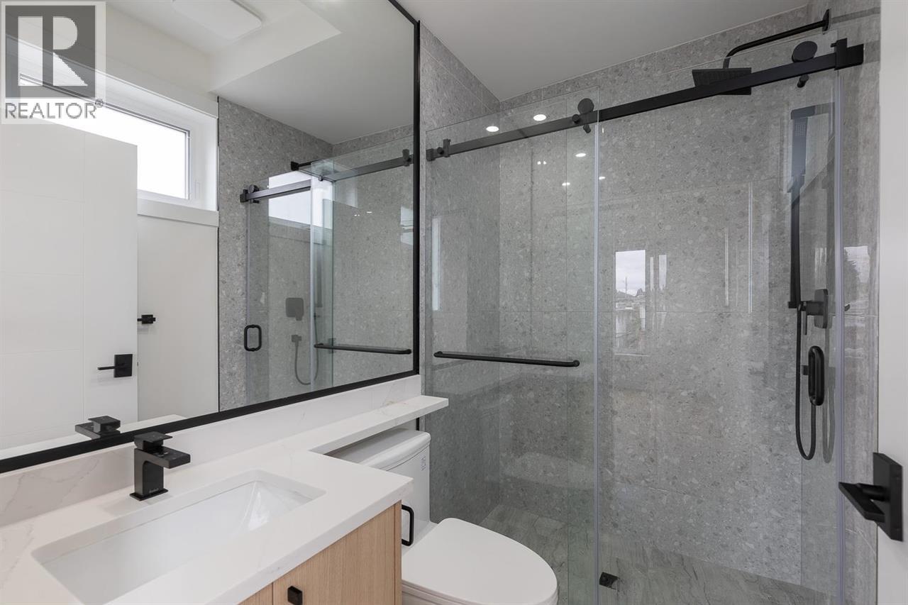 2 6964 Inverness Street, Vancouver, British Columbia  V5X 4G5 - Photo 12 - R3068860