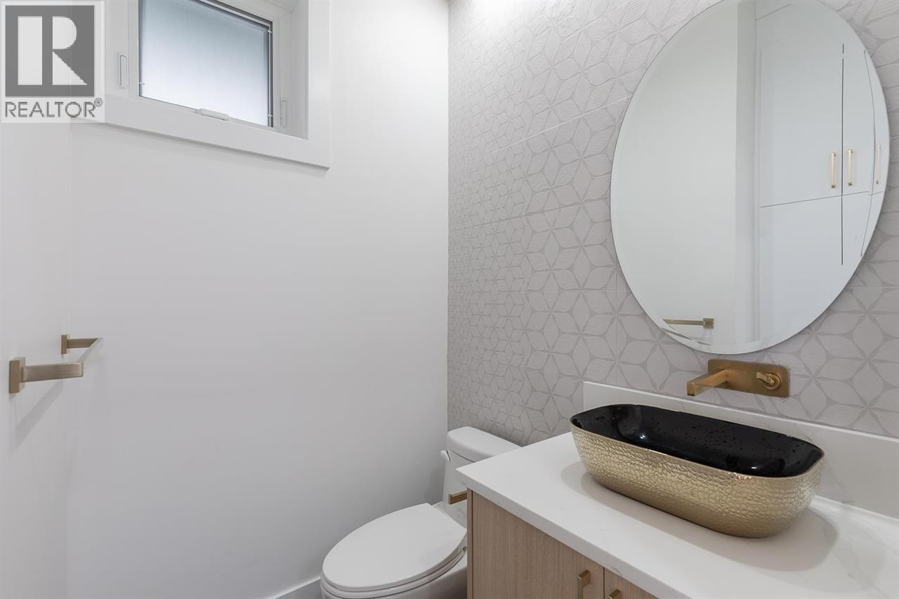 2 6964 Inverness Street, Vancouver, British Columbia  V5X 4G5 - Photo 10 - R3068860