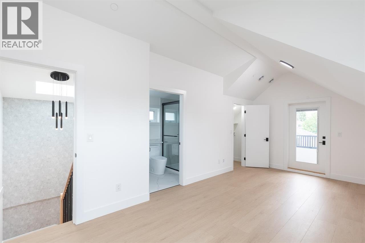 2 6964 Inverness Street, Vancouver, British Columbia  V5X 4G5 - Photo 15 - R3068860