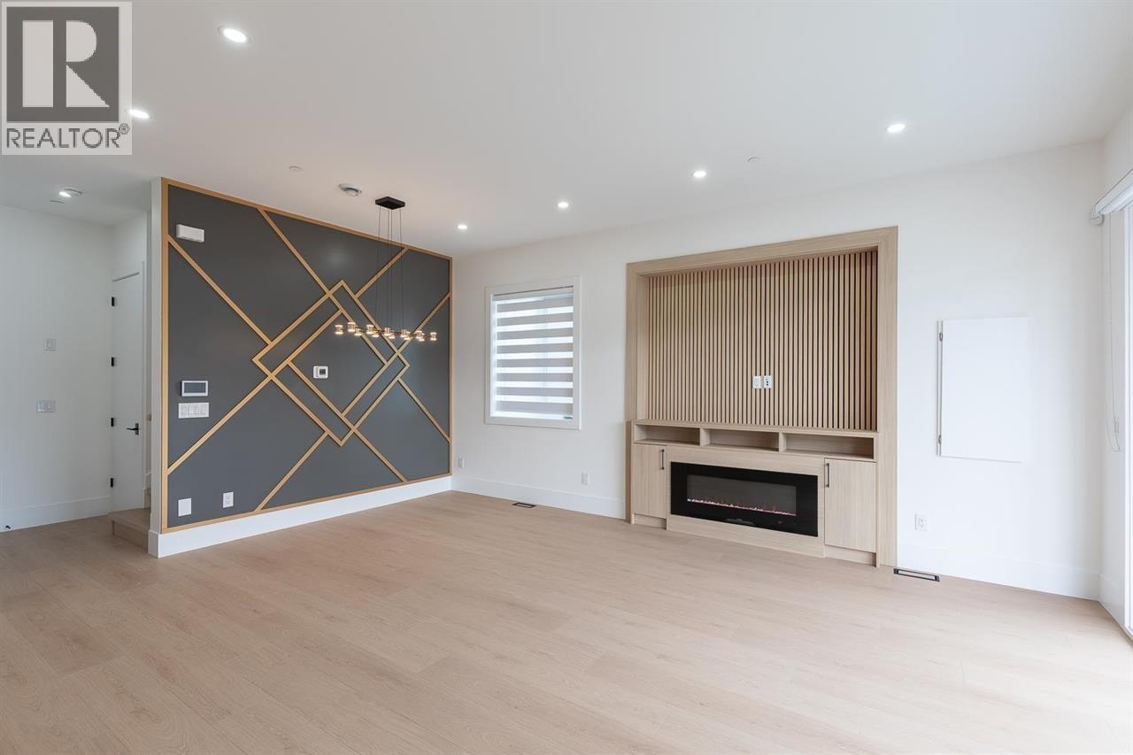 2 6964 Inverness Street, Vancouver, British Columbia  V5X 4G5 - Photo 8 - R3068860