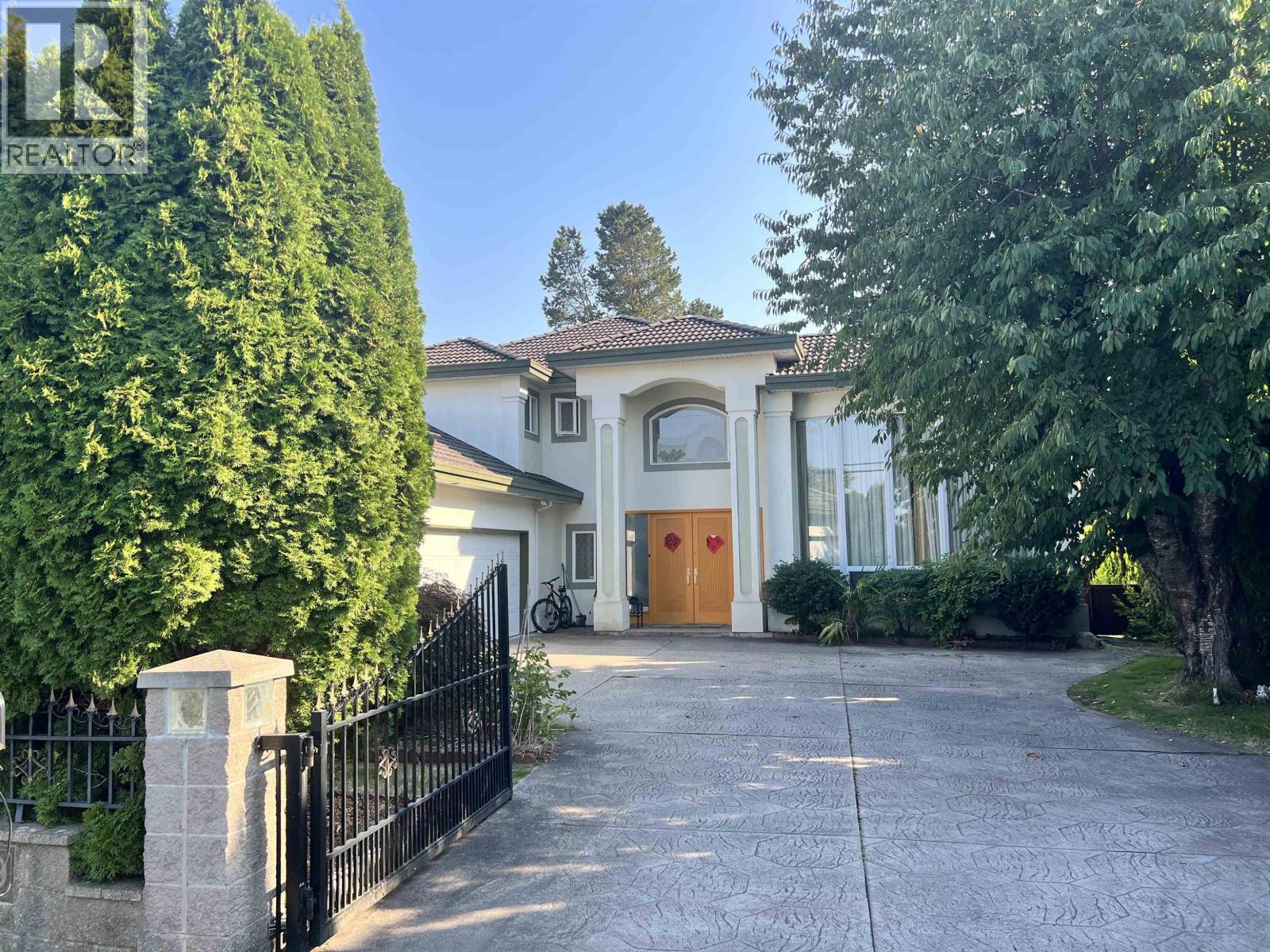 8540 Saunders Road, Richmond, British Columbia  V7A 2A5 - Photo 1 - R3068917