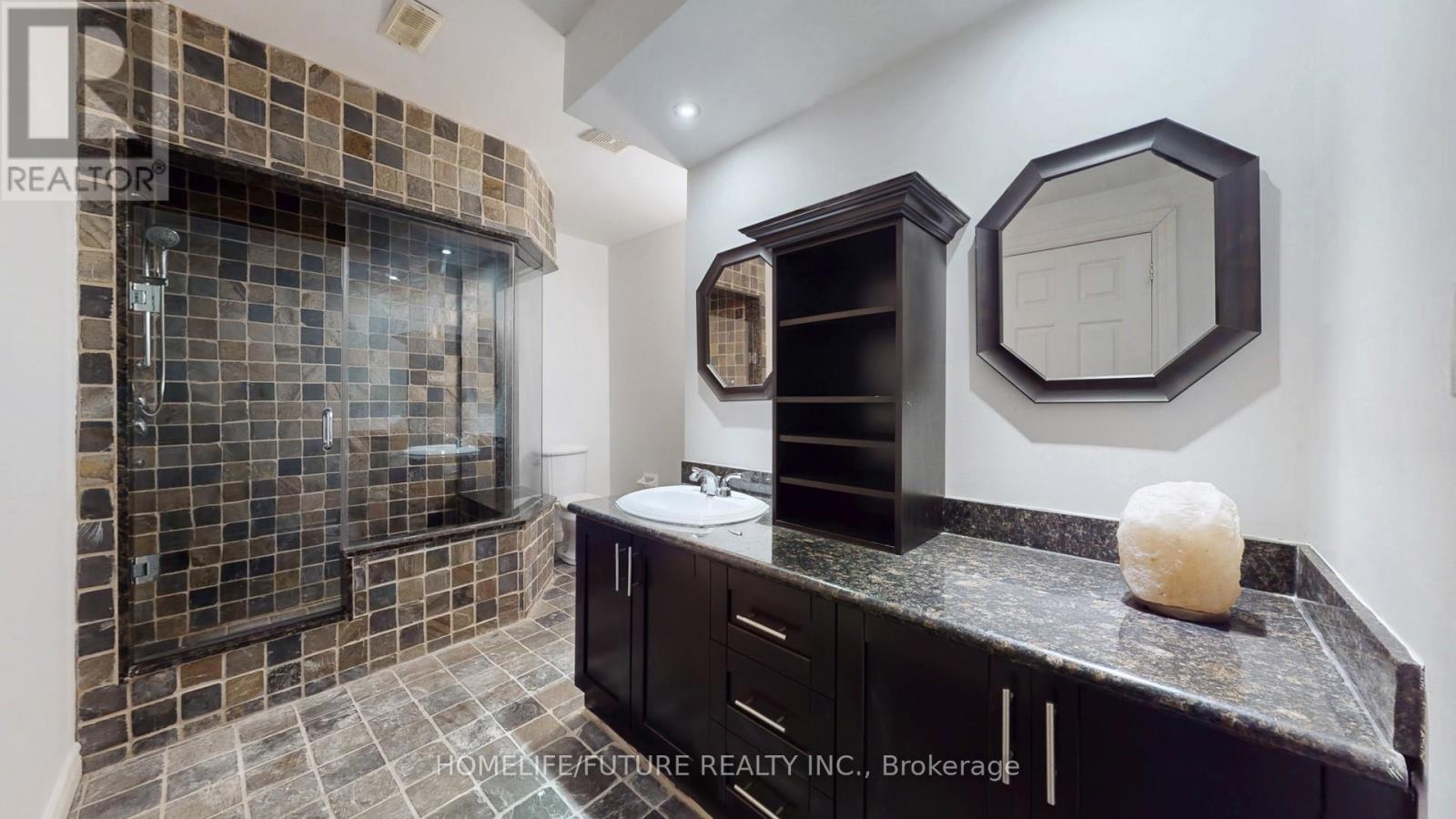 Bsmt Unit 1 - 75 Silver Rose Crescent, Markham, Ontario  L6C 1W6 - Photo 5 - N12560820