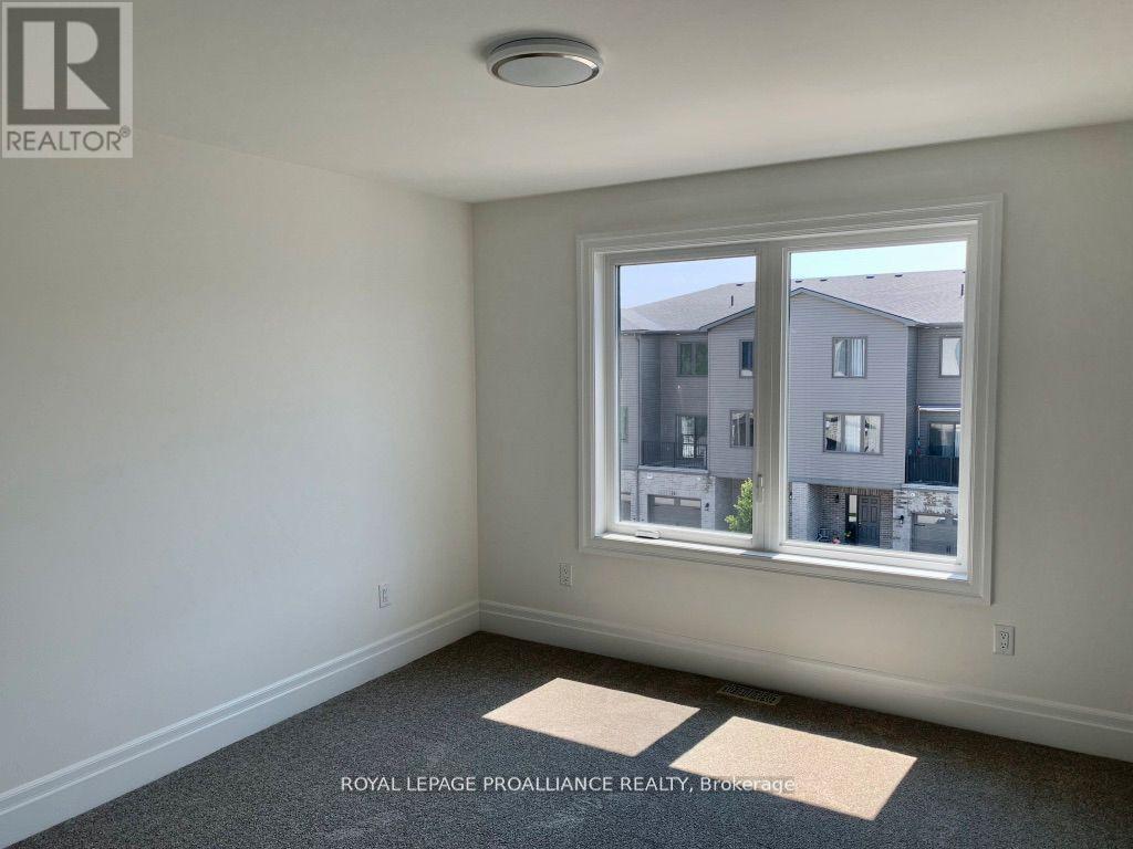 65 Evans Street, Prince Edward County, Ontario  K0K 2T0 - Photo 10 - X12560828