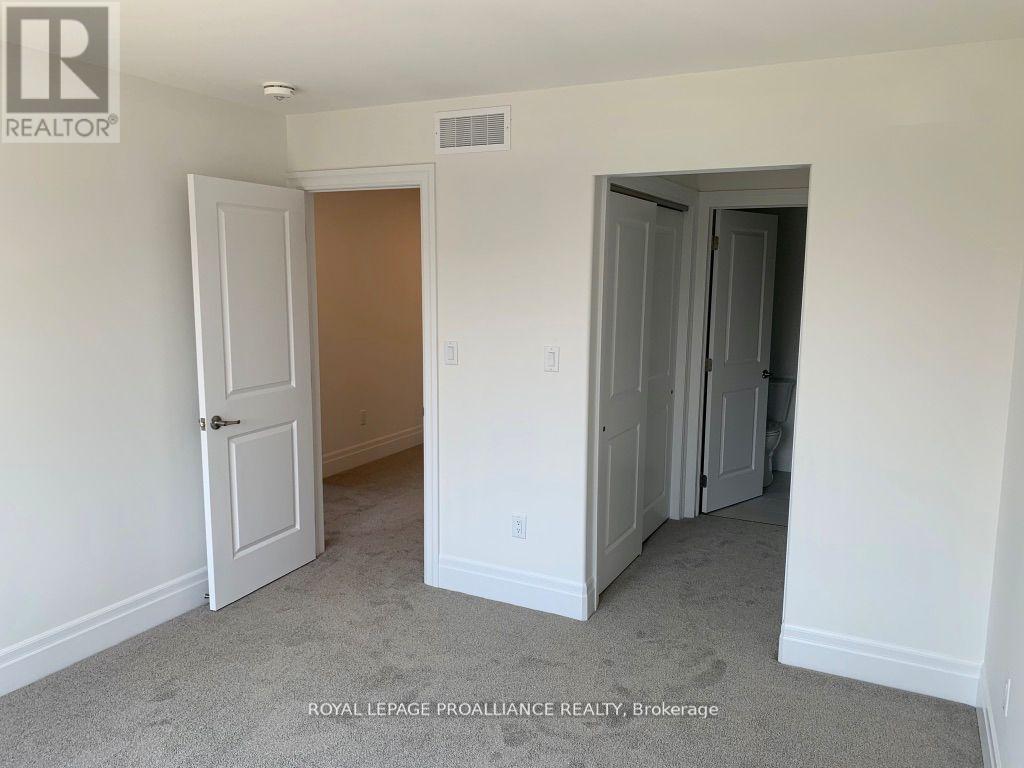 65 Evans Street, Prince Edward County, Ontario  K0K 2T0 - Photo 8 - X12560828