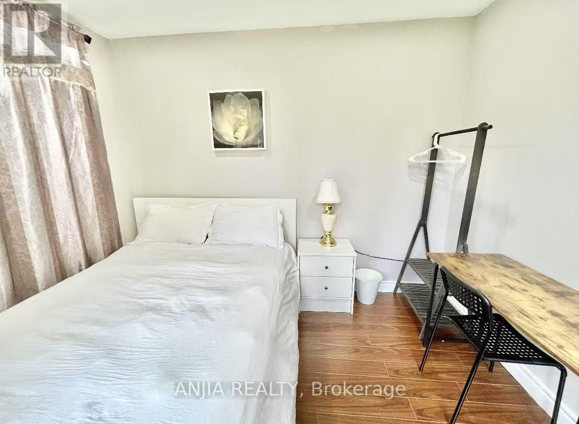 298 Empress Avenue, Toronto, Ontario  M2N 3V4 - Photo 10 - C12431466