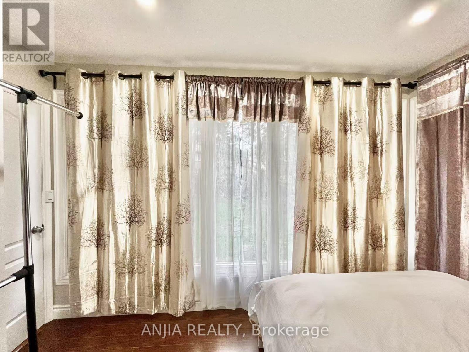 298 Empress Avenue, Toronto, Ontario  M2N 3V4 - Photo 11 - C12431466