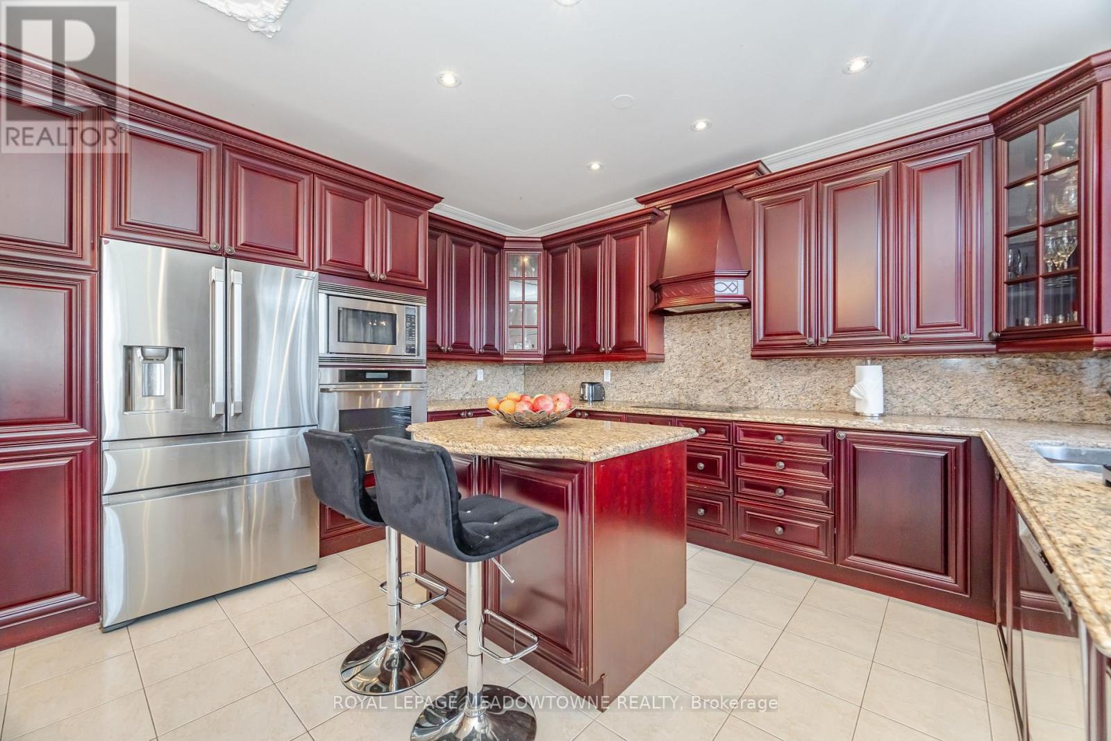 2459 Meadowridge Drive, Oakville, Ontario  L6H 7R4 - Photo 13 - W12560802