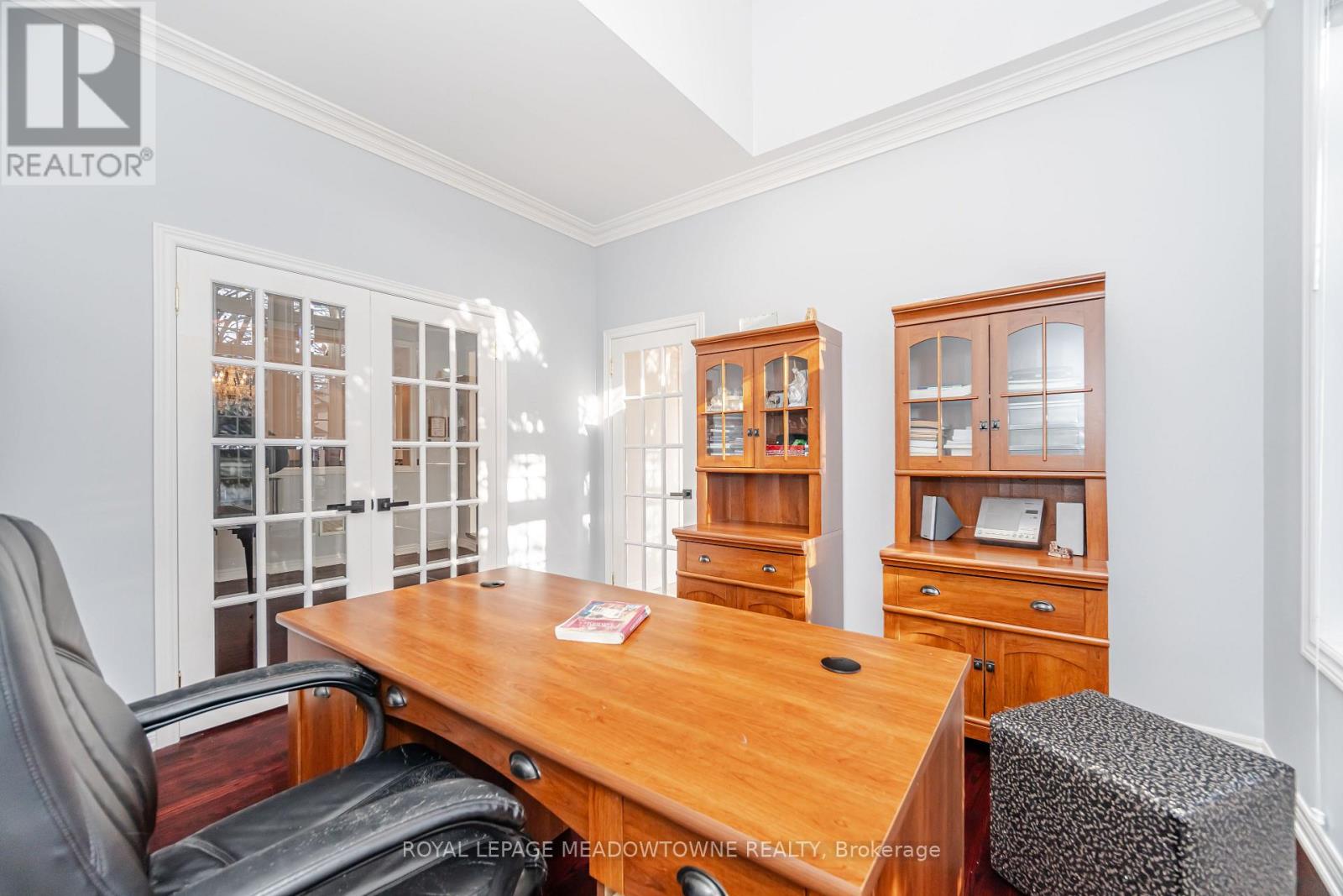 2459 Meadowridge Drive, Oakville, Ontario  L6H 7R4 - Photo 22 - W12560802