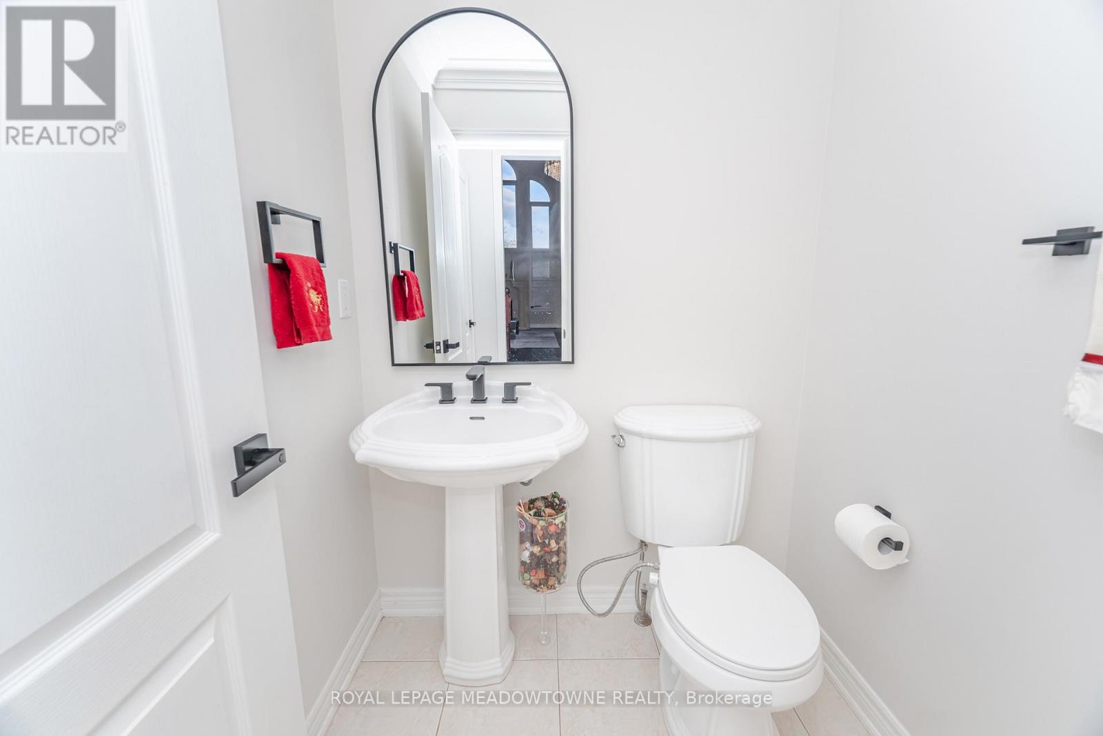 2459 Meadowridge Drive, Oakville, Ontario  L6H 7R4 - Photo 23 - W12560802