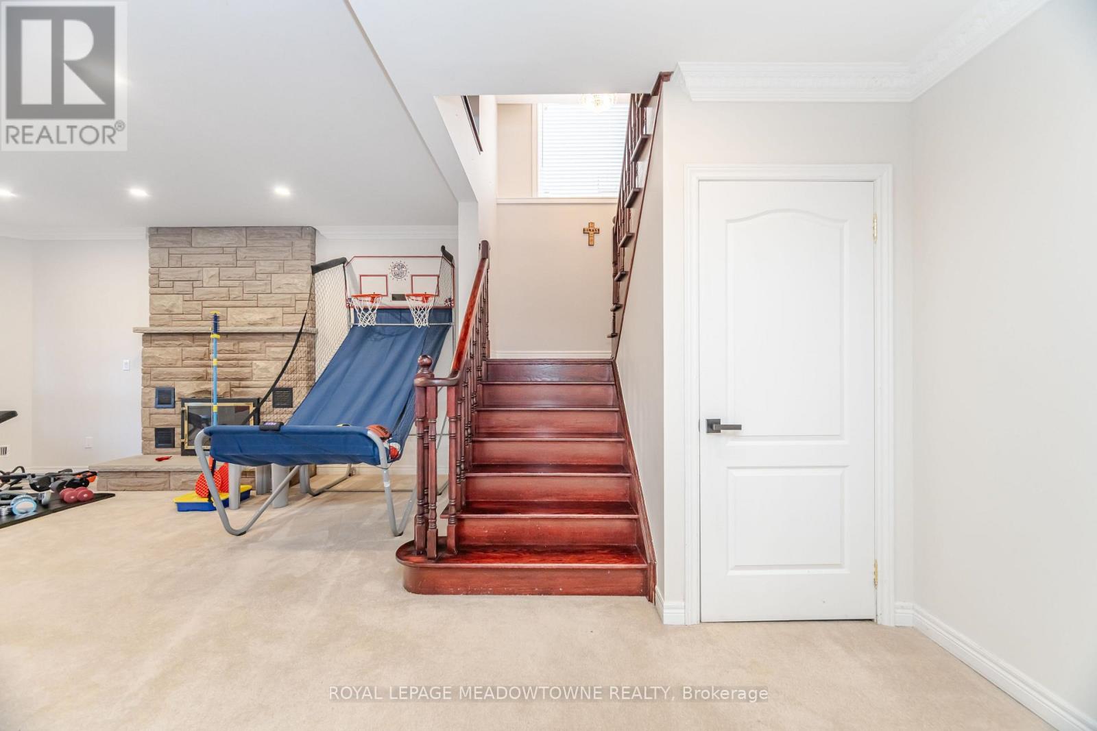 2459 Meadowridge Drive, Oakville, Ontario  L6H 7R4 - Photo 34 - W12560802