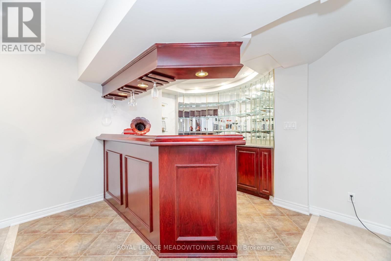 2459 Meadowridge Drive, Oakville, Ontario  L6H 7R4 - Photo 39 - W12560802