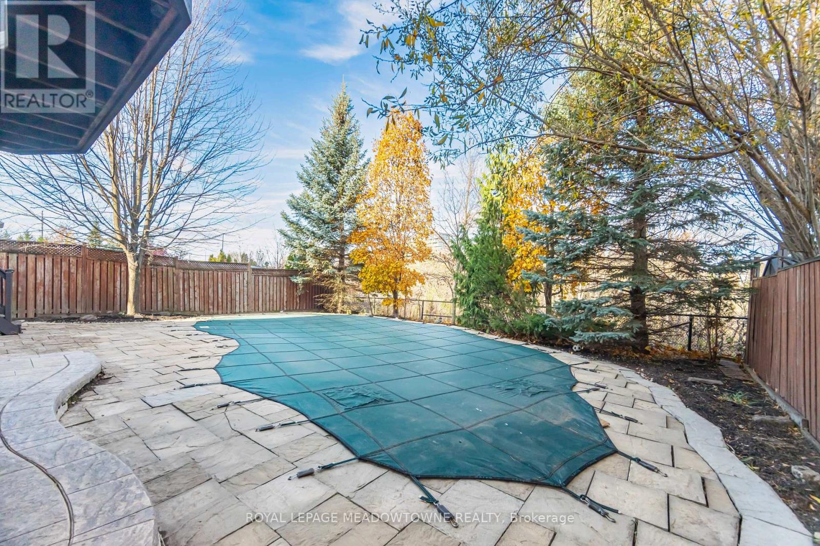 2459 Meadowridge Drive, Oakville, Ontario  L6H 7R4 - Photo 46 - W12560802