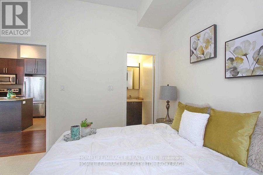 502 - 4065 Brickstone Mews, Mississauga, Ontario  L5B 0G3 - Photo 18 - W12560812