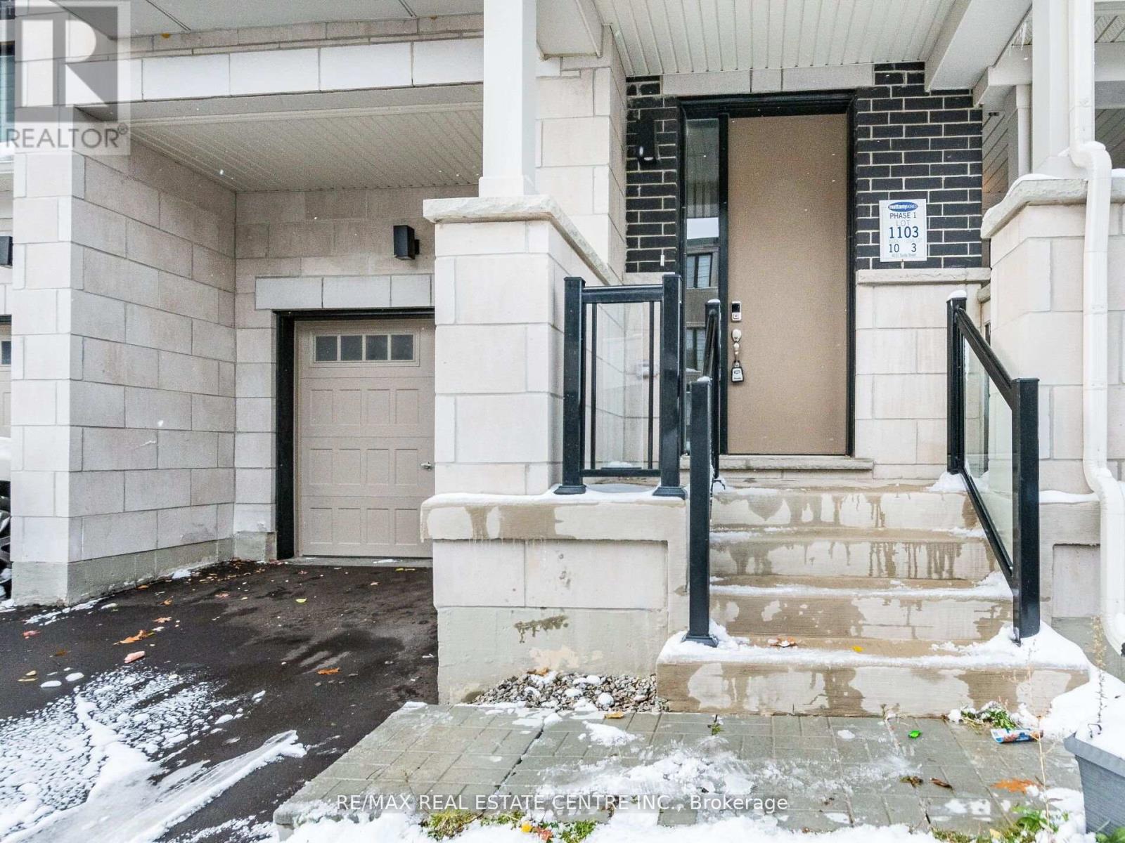 4031 Saida Street, Mississauga, Ontario  L5M 2S8 - Photo 2 - W12560816