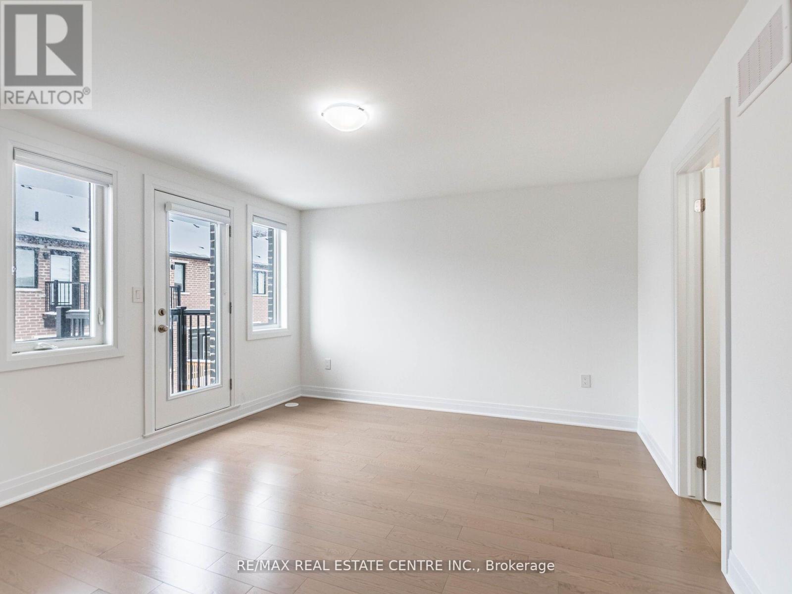 4031 Saida Street, Mississauga, Ontario  L5M 2S8 - Photo 23 - W12560816