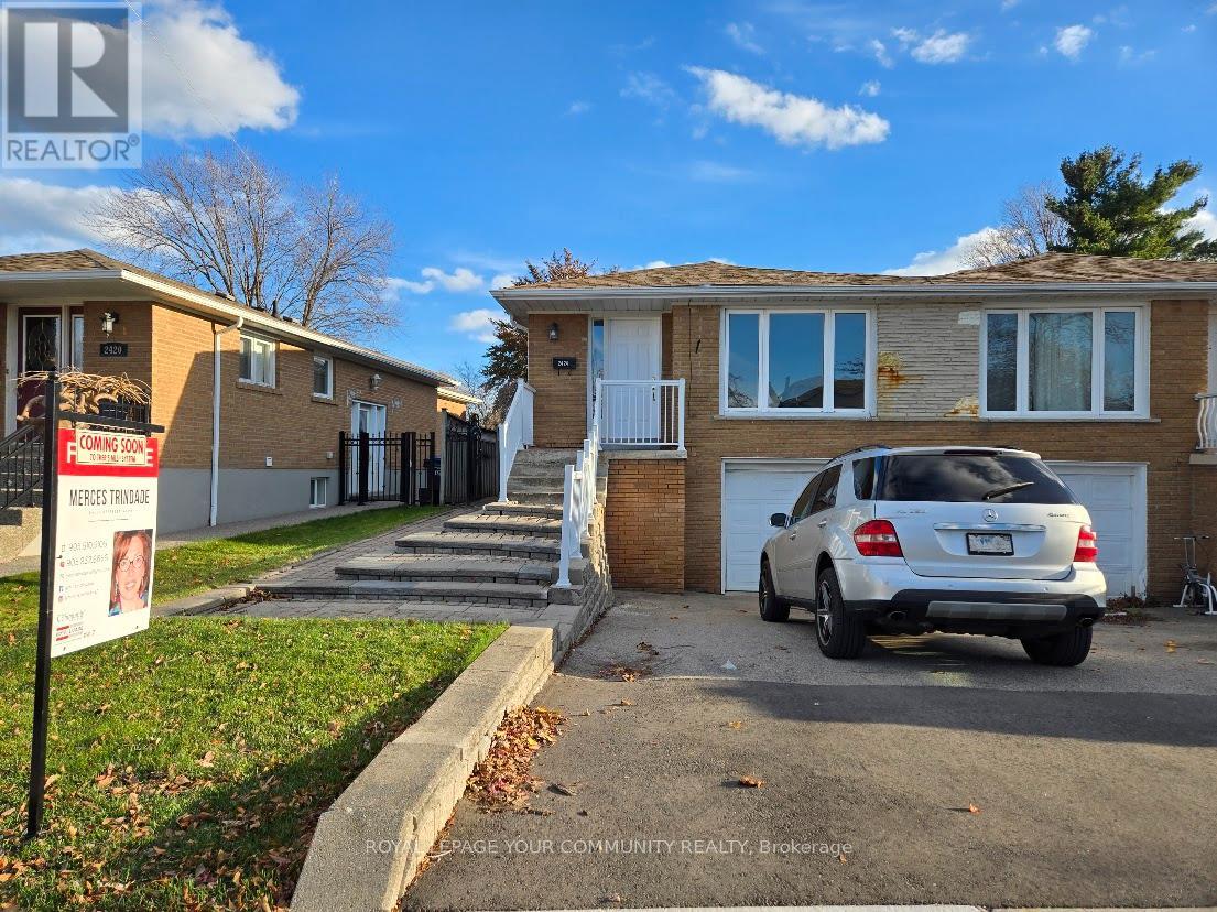 2424 WHALEY DRIVE, Mississauga, Ontario