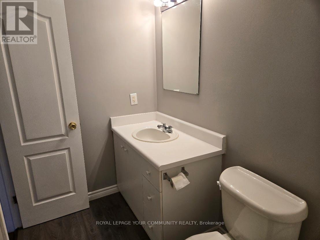 2424 Whaley Drive, Mississauga, Ontario  L5B 2B5 - Photo 23 - W12560830