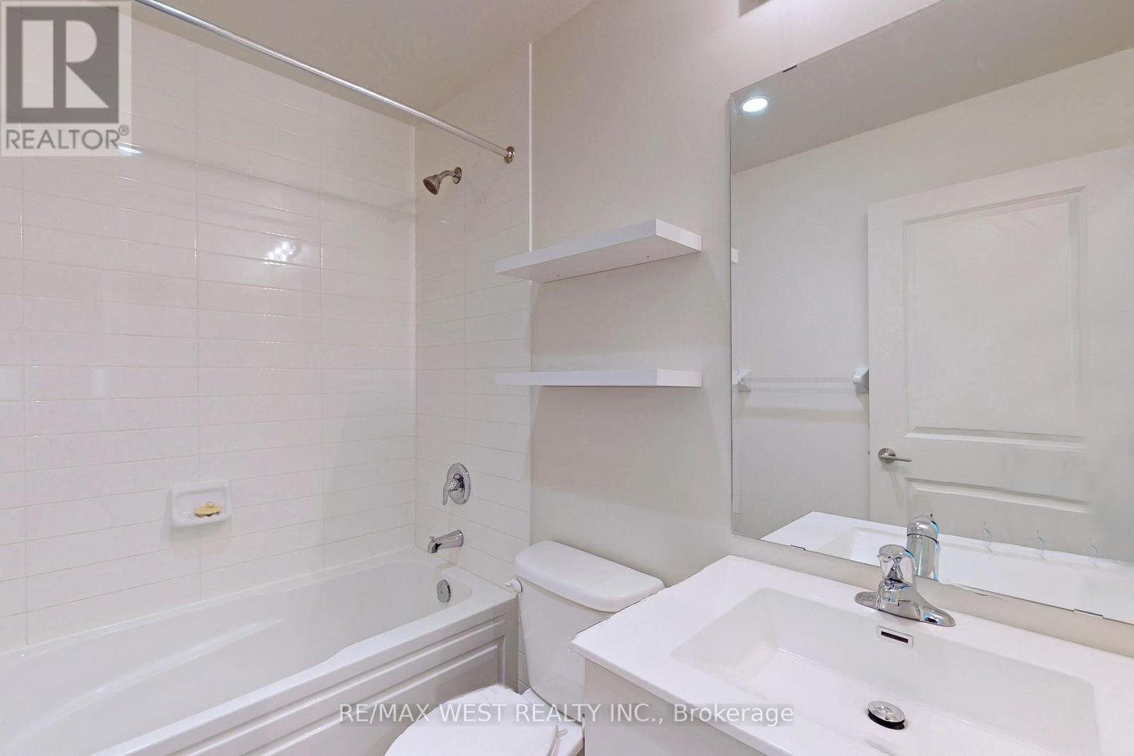 903 - 39 Annie Craig Drive, Toronto, Ontario  M8V 0H1 - Photo 13 - W12560832