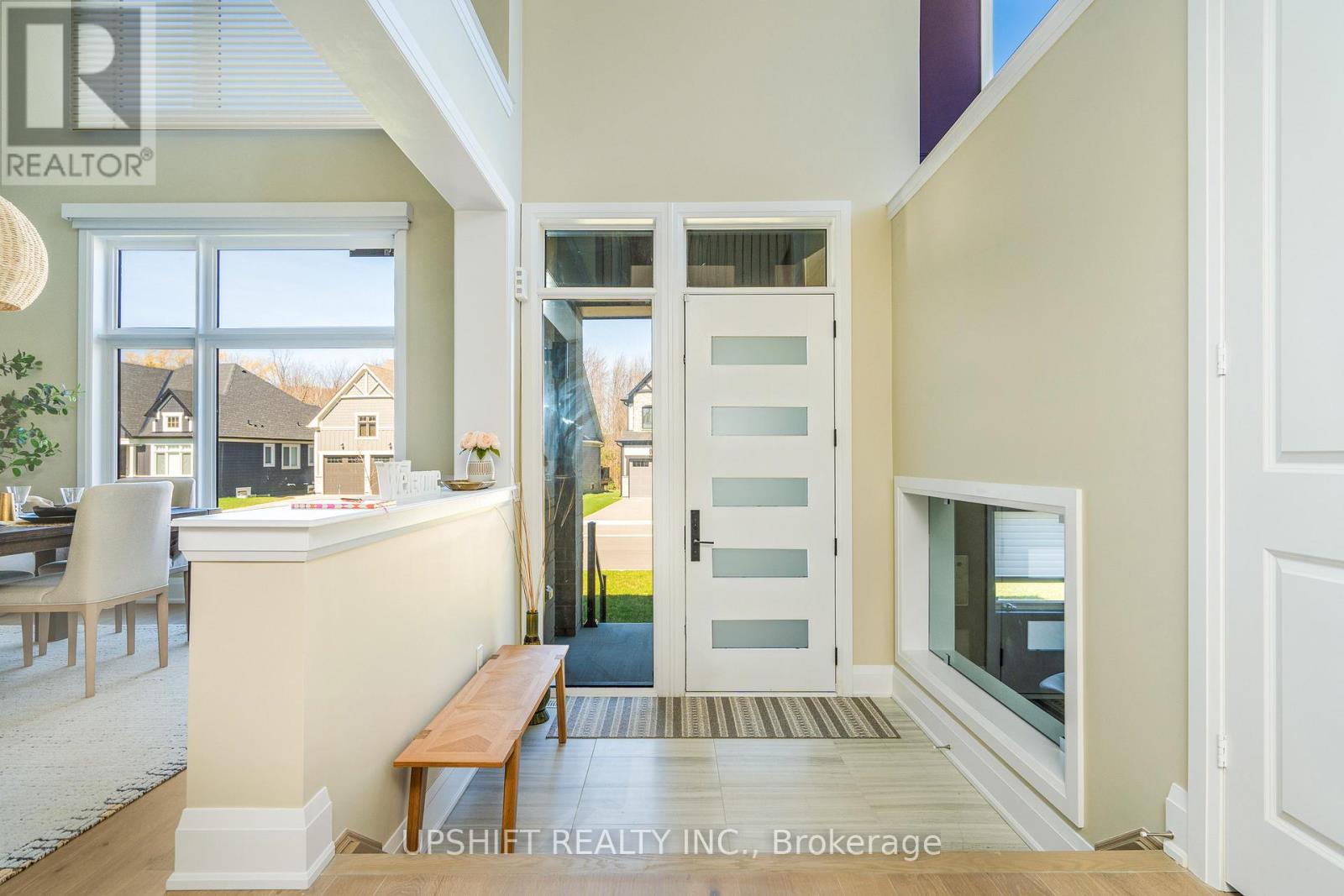 101 Stoneleigh Drive, Blue Mountains, Ontario L9Y 4P5 - Photo 5 - X12557168