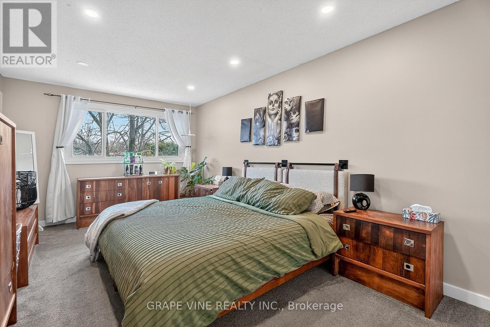 24 Lansfield Way, Ottawa, Ontario  K2G 3V8 - Photo 30 - X12560900