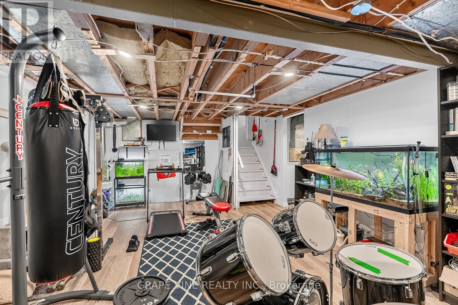 24 Lansfield Way, Ottawa, Ontario  K2G 3V8 - Photo 32 - X12560900