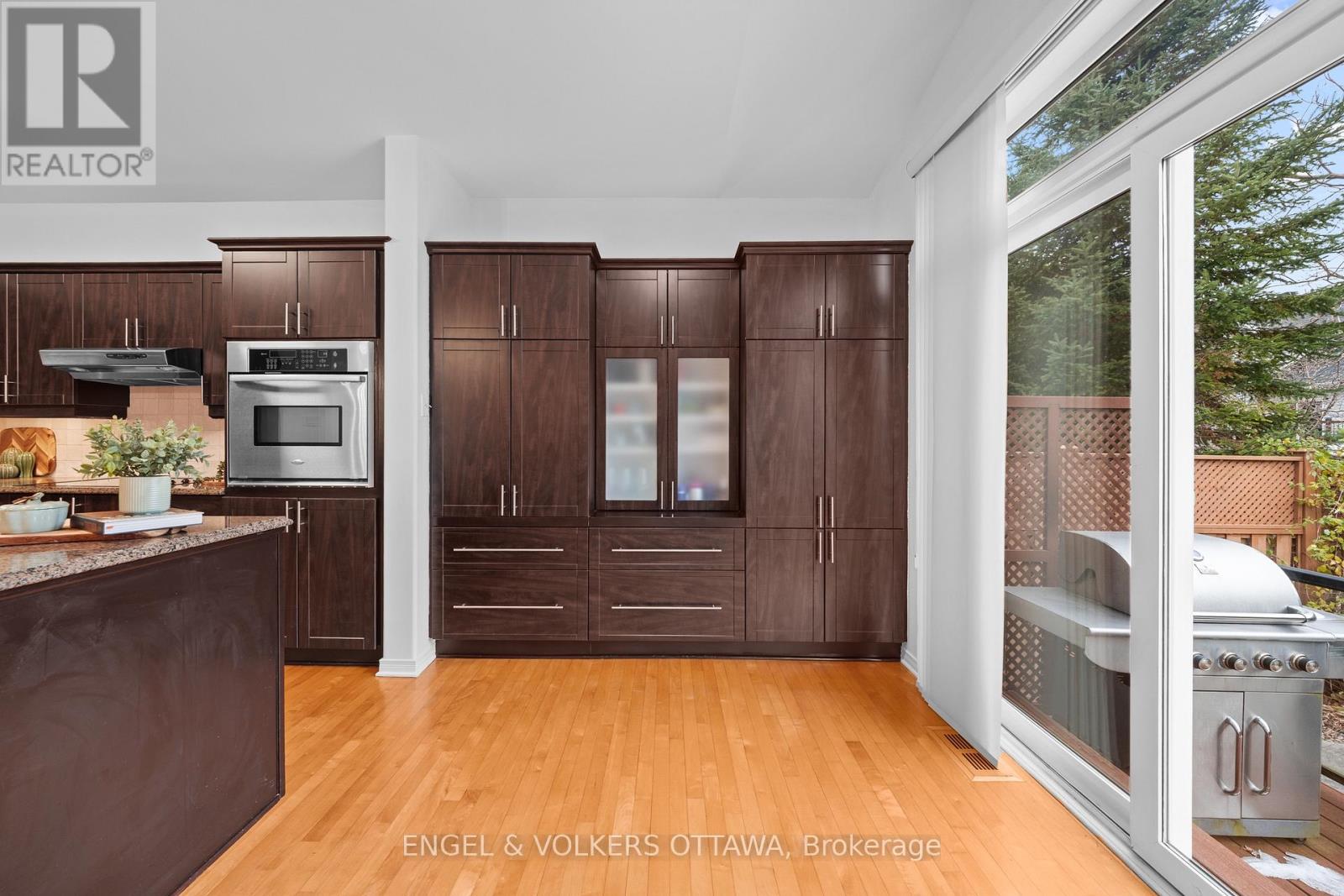 57 Newcastle Avenue, Ottawa, Ontario  K2K 3B5 - Photo 13 - X12560914