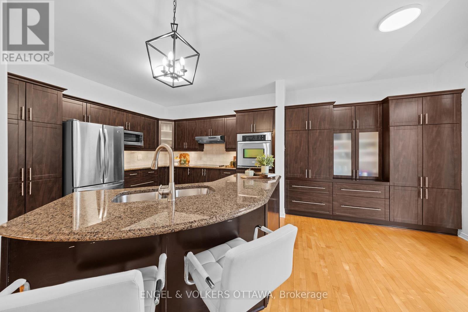 57 Newcastle Avenue, Ottawa, Ontario  K2K 3B5 - Photo 17 - X12560914