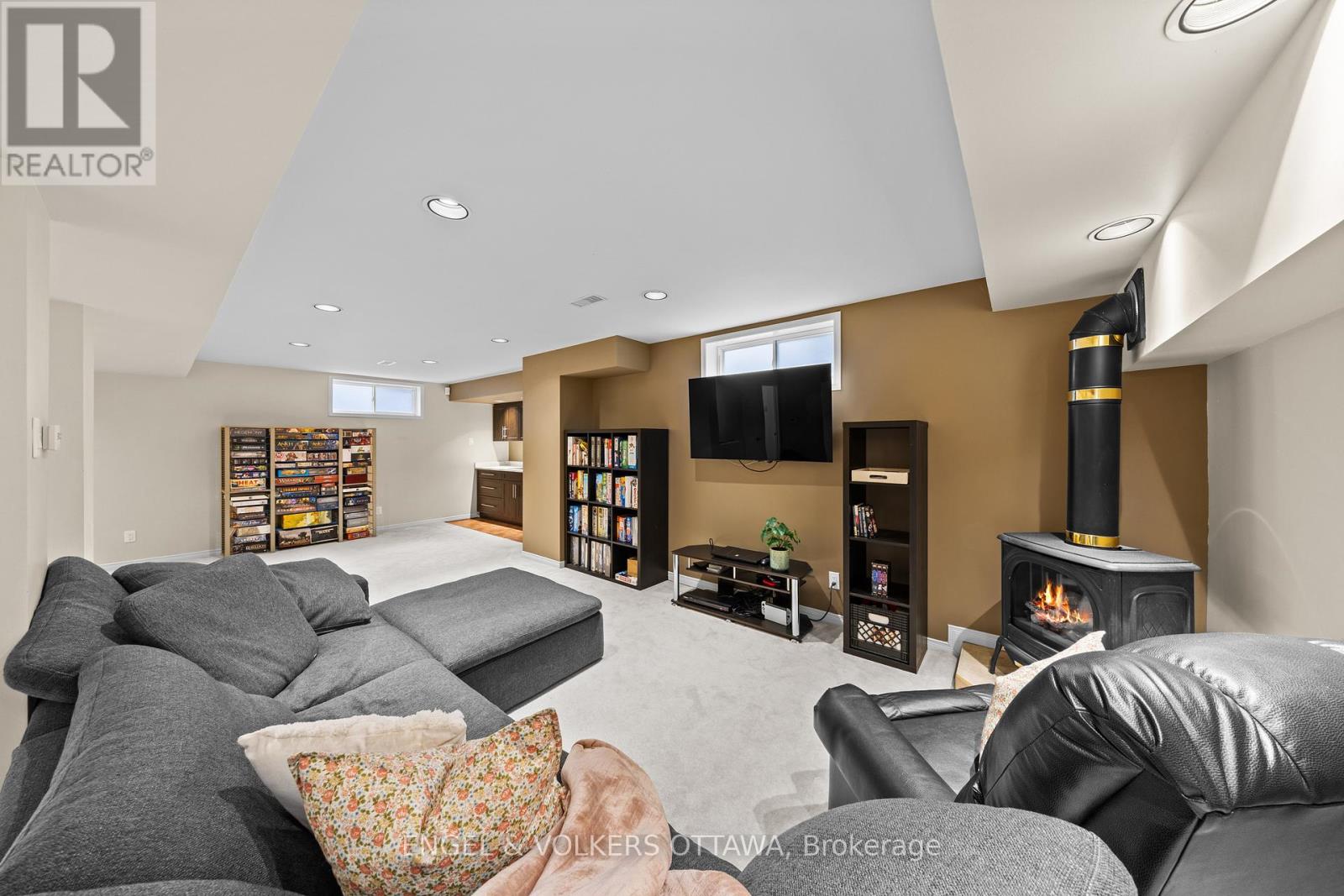 57 Newcastle Avenue, Ottawa, Ontario  K2K 3B5 - Photo 31 - X12560914